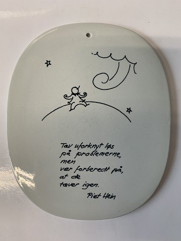 Royal Copenhagen
Piet Hein plate with gruk - Bitch untied