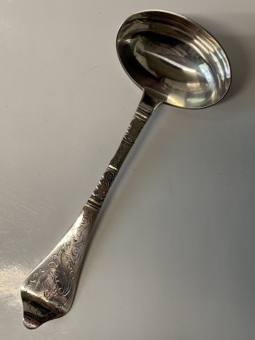 Antique Rococo, Silver Gravy Spoon (Rokoko)
Length 18.5 cm.