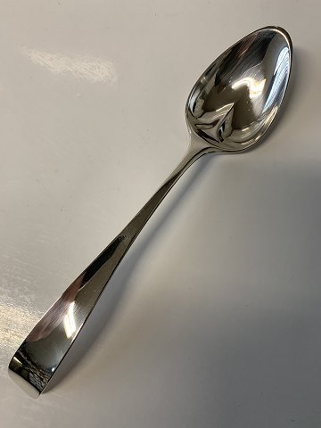 Barneske Georg Jensen Sterlingsølv
Stempel: GJ 1945 -
Længde 15 cm.