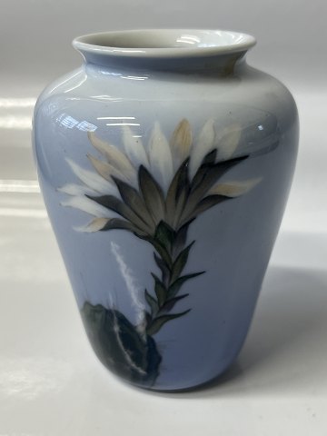 Royal Copenhagen Vase with Cactus FlowerNo. 2672 / 1740
