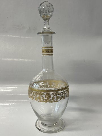 Decanter with gold paint from around 1920Height: 25 cm.