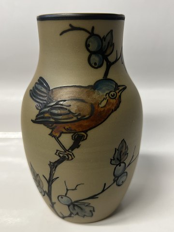 Bornholmsk keramik, Hjorth, Vase med fugle motiv. Højde 12,5 cm.