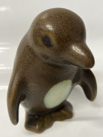 Knud Basse penguin figurine.Height 11.0 cm.