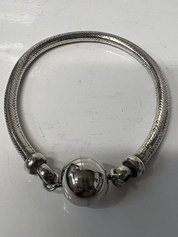 Slange Armbånd i sterlingsølv.Længde : 19 cm.