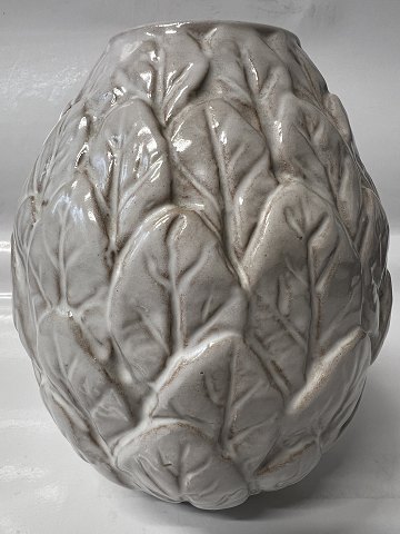 Hans Rudolph Pedersen, Vase i keramik med lys glasur.Højde 17,0 cm.