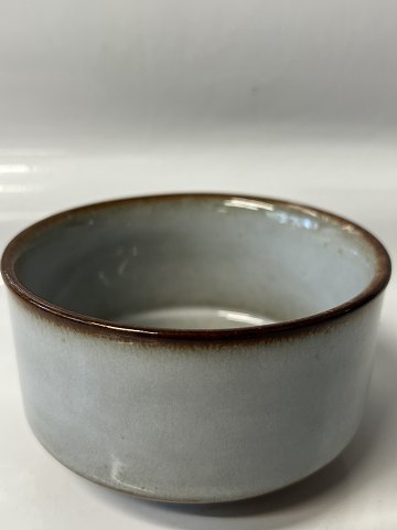 Sonja, Sukkerskål, Søholm Bornholms keramik.Måler 6 x 10 cm.