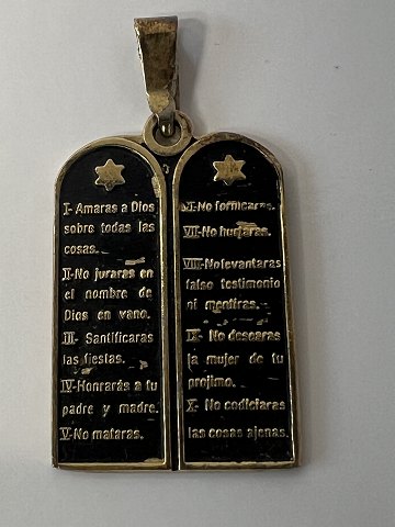 The Ten Commandments tablet pendant in sterling silver.Height 3.2 cm.