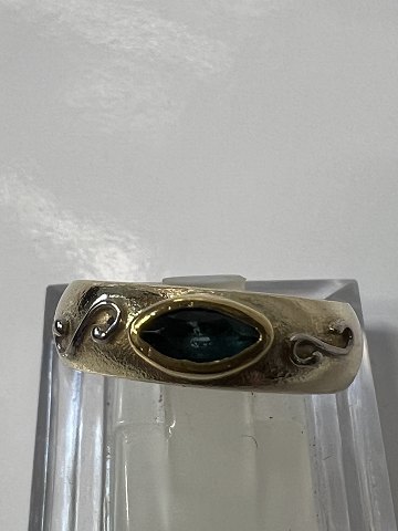 14 karat guld, Vintage ring med blå sten.Størrelse 53,5.