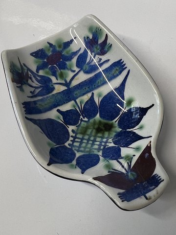 Aluminia, Royal Copenhagen, Tenera art faience Plates.No. 147 - 2900.