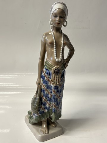 Dahl Jensen orientalsk figur, pige fra Øst Sierra Leone.Dek. Nr. 1117.