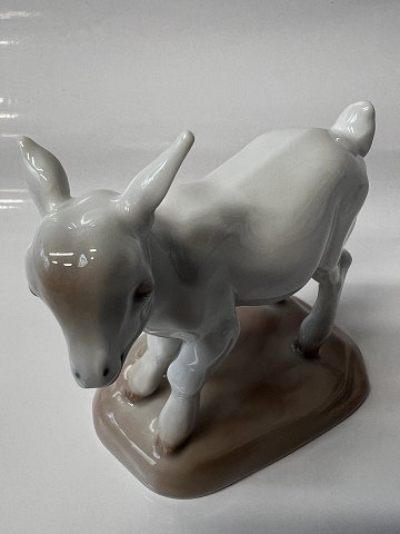 Bing and Grondahl figurine, Kid goat.Mother