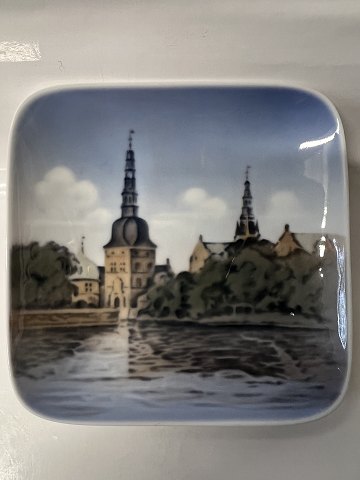 Royal Copenhagen Square Asia, Frederiksborg Castle.Decoration No. 3477.