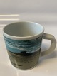 Royal Copenhagen Faience, Year Mug 1999
Deck No. 3495 or 495
Height 7.5 cm.