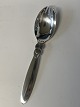 Kaktus Skegaffel Sterling sølv
Fremstillet hos Georg Jensen.
Længde. 15 cm