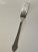 B 3. Sølv Frokostgaffel
Hansen & Andersen.
Længde ca. 17,9 cm.