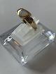 Damering i 14 karat guld, med opal-lignende sten og brillanter. Stemplet SC 585. 
Str. 56.