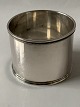 Napkin ring Silver.
Stamp: Three Towers.
Size 3.8 x ø 5.0 cm.
