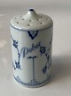 Blåmalet (Musselmalet), Jernporcelæn
Peberbøsse
Højde 7 cm.