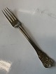 Frokostgaffel, Rosenborg Georg Jensen Sølvplet.
Længde 18,6 cm.