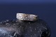 9 Karat Dame guldring med Diamanter.
Størrelse 55