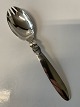 Kaktus Barneske / gaffel Georg Jensen Sterlingsølv
Længde 15 cm.