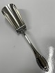Sugar spoon / Salt spoon in silver
Length 11.1 cm
Stamped 800s