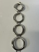 Smukt armbånd, Meget unikt, og elegant design.Længde 18,5 cm.