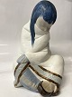 Eskimo girl, Lladro, Large Spanish figurine.Height 30.0 cm.