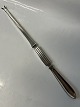 Bernadotte hummergaffel. Georg Jensen Sterlingsølv Længde : 19 cm.