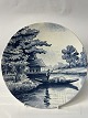 Villeroy & Boch, Platte Man in a boat loaded with hay. Ø. 20.0 cm.