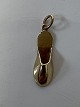 Hjemmesko Vedhæng/Charms i 14 karat guld.Højde: 2,2 cm.
