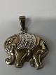 Elephant Pendant, in 8 Kt. red / white gold with diamond.Height 3.2 cm.
