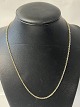 Round anchor necklace, gold-plated sterling silver, with eyelet clasp.Length: 44 cm.