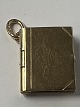 14 karat guld. Bog.Charms / Vedhæng.Højde 1,9 cm.